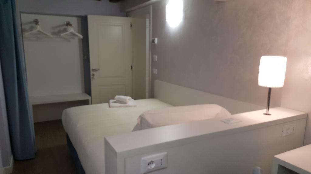 Maison D'Elite Guest House เวนิส ภายนอก รูปภาพ